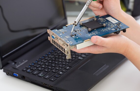 ノートパソコンのキーボードも出張修理 | 京都でパソコン修理なら様々な状況に対応するエムシステム